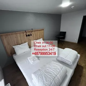  Hostel Foka